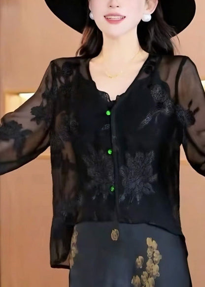 Beautifully Finished Top in a Timeless Design