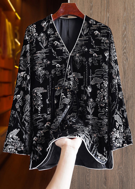 Classic Vintage & Enduringly Stylish Coat