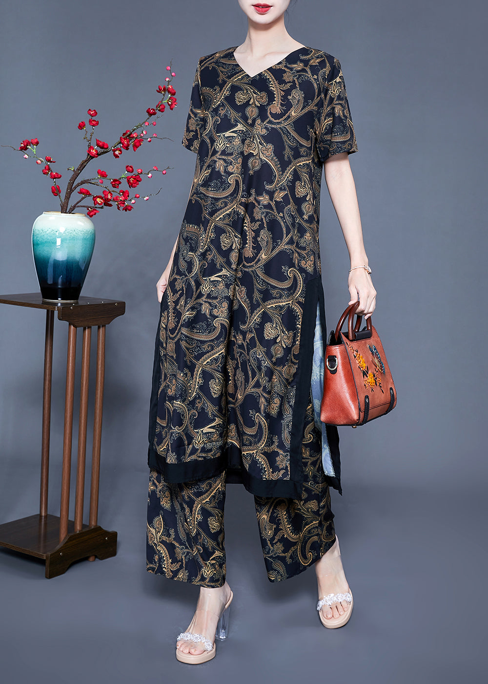 Gracefully Styled Garment for Any Occasion