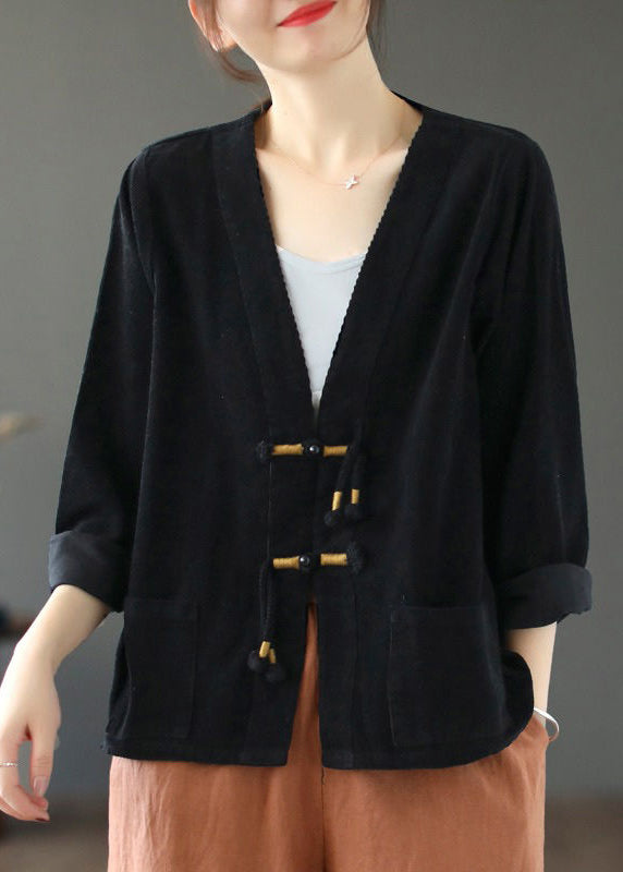 Elegantly Styled Coat for Everyday Wear