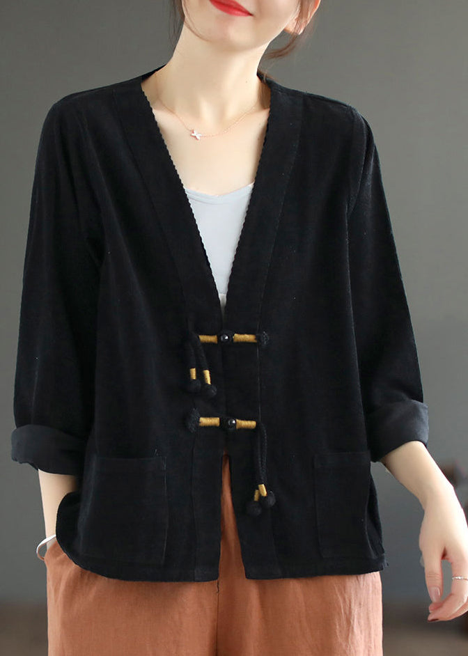 Elegantly Styled Coat for Everyday Wear