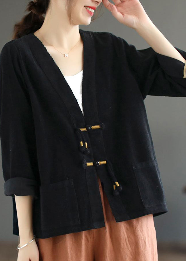 Elegantly Styled Coat for Everyday Wear