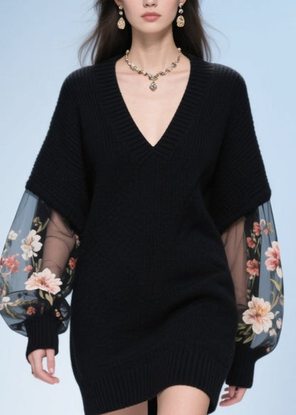 Well Tailored Sweater with a Graceful Silhouette