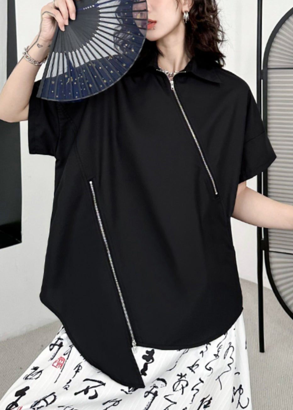 Beautifully Crafted Blouse in a Classic Style