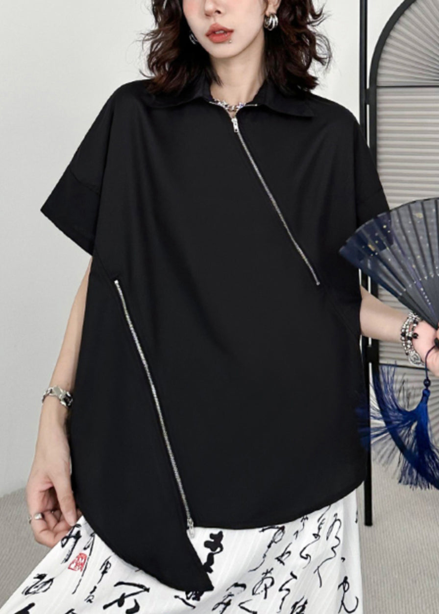 Beautifully Crafted Blouse in a Classic Style
