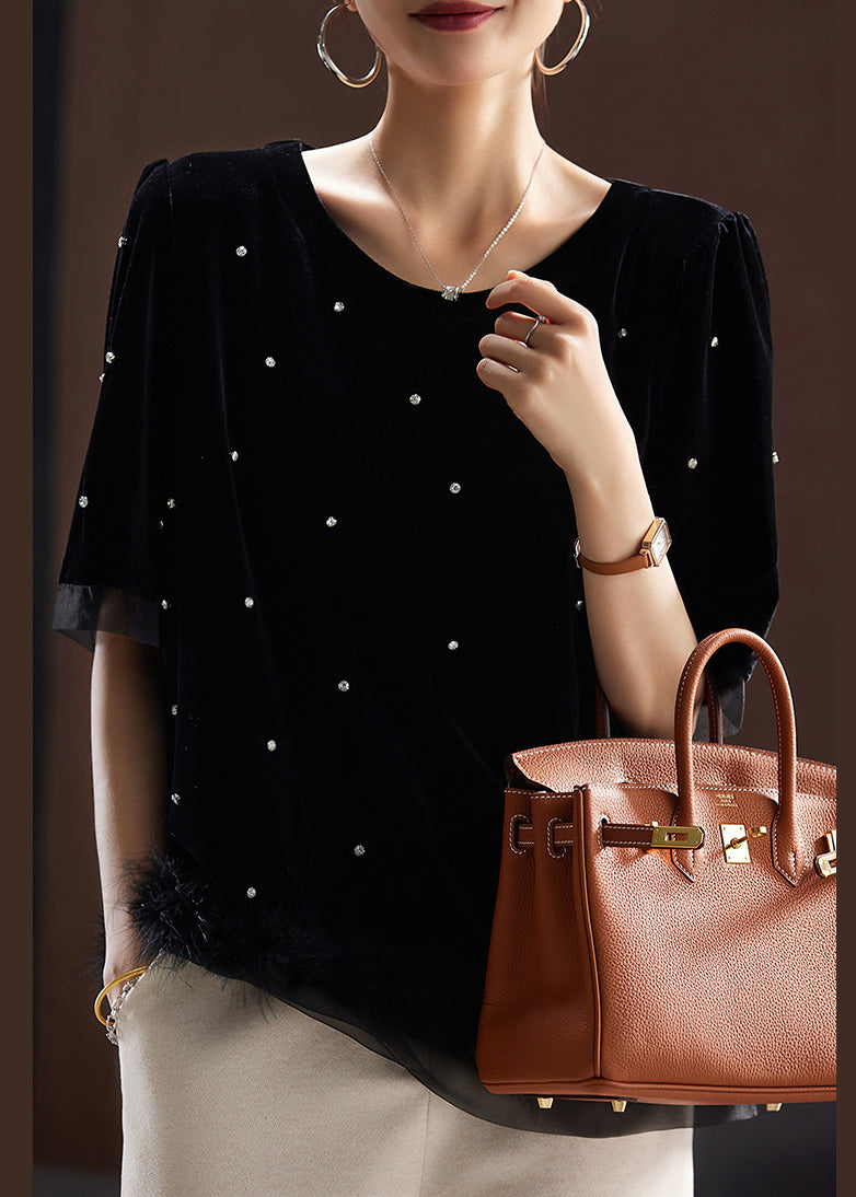 Effortlessly Elegant Shirt with a Timeless Design