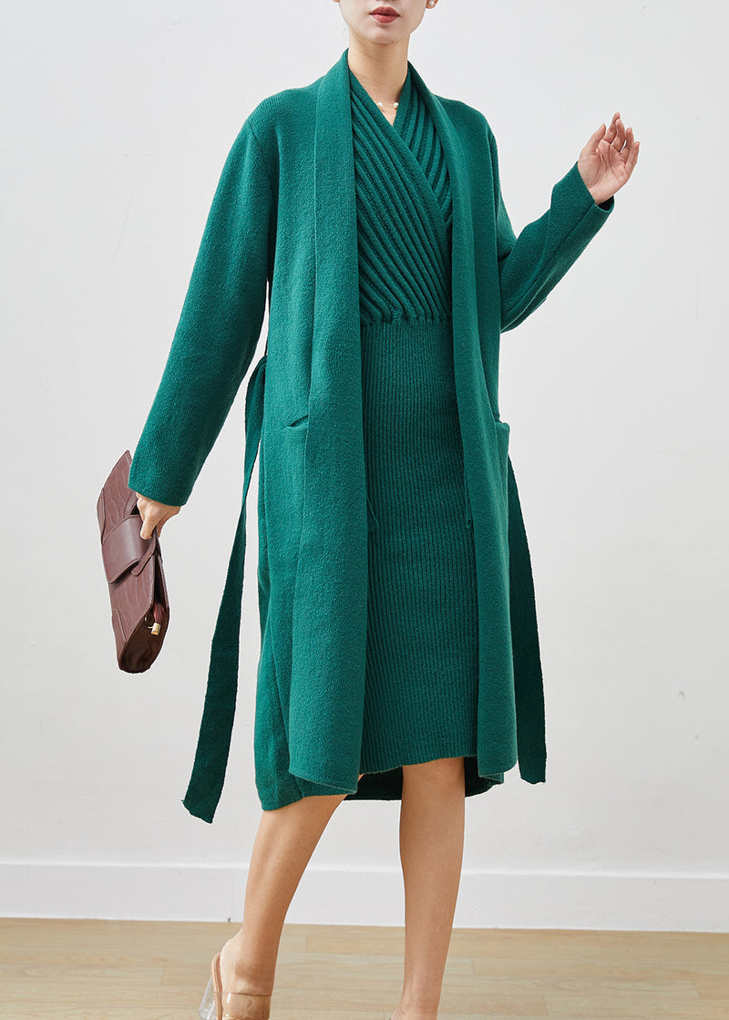 Effortlessly Elegant Garment with a Timeless Design