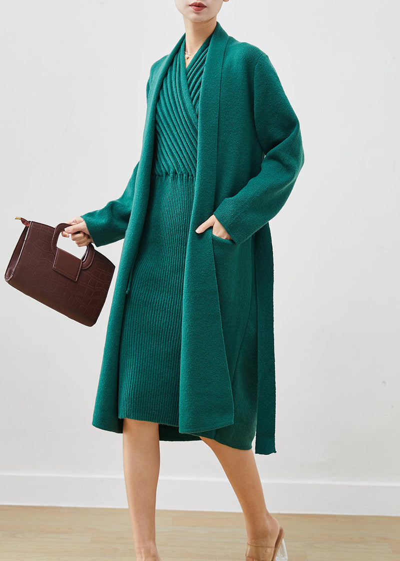 Effortlessly Elegant Garment with a Timeless Design