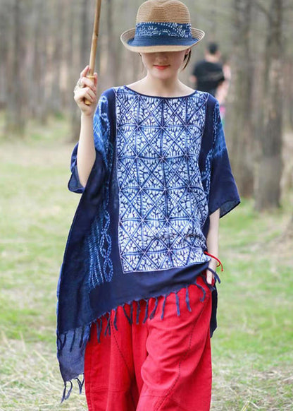 Well Tailored Top with a Graceful Silhouette
