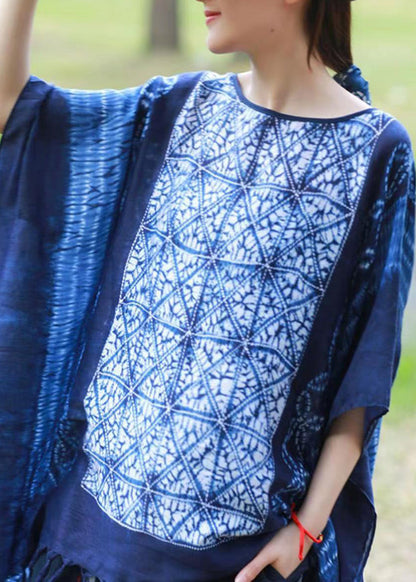 Well Tailored Top with a Graceful Silhouette