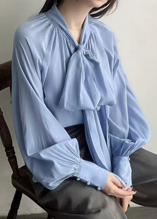 Effortlessly Elegant Top with a Timeless Design