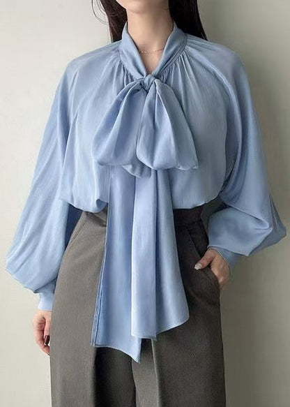 Effortlessly Elegant Top with a Timeless Design