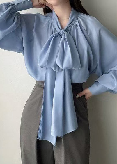 Effortlessly Elegant Top with a Timeless Design