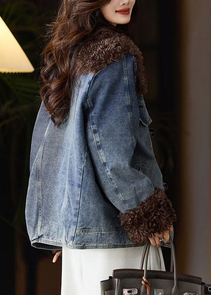 Well Tailored Jacket with a Graceful Silhouette