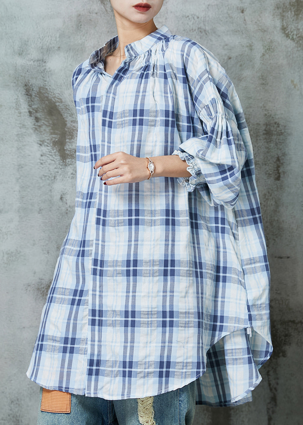 Classic Vintage Blouse with a Flattering Fit