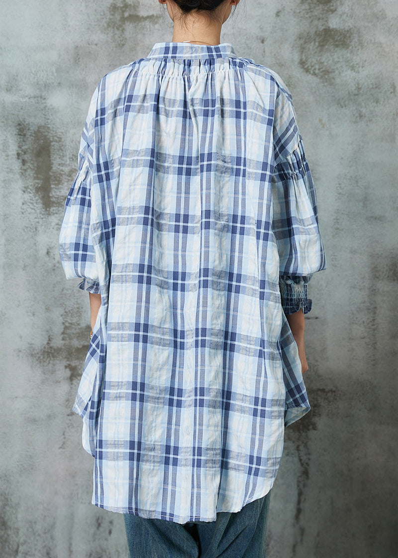 Classic Vintage Blouse with a Flattering Fit