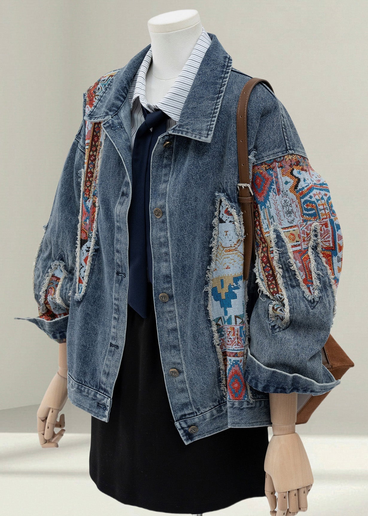 Beautifully Finished Coat in a Timeless Design