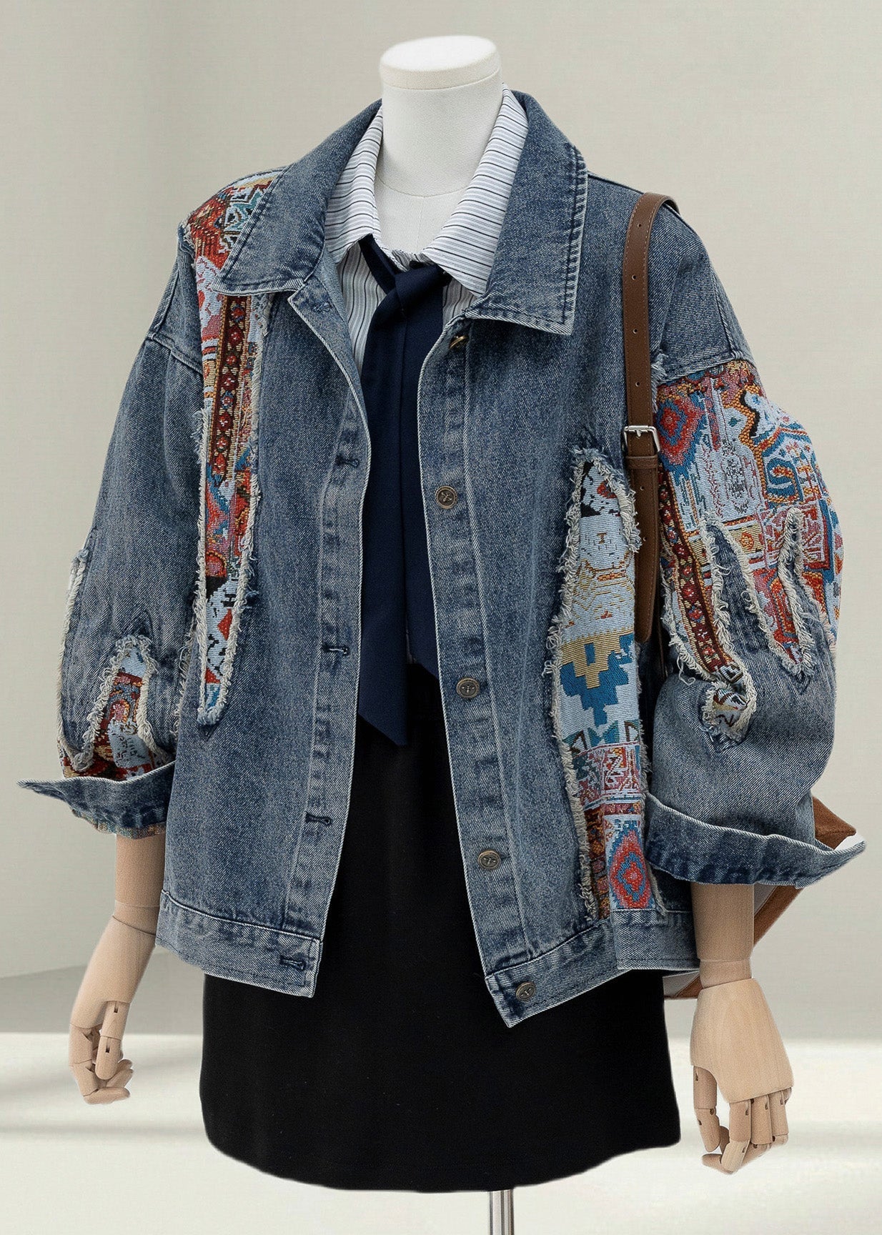 Beautifully Finished Coat in a Timeless Design