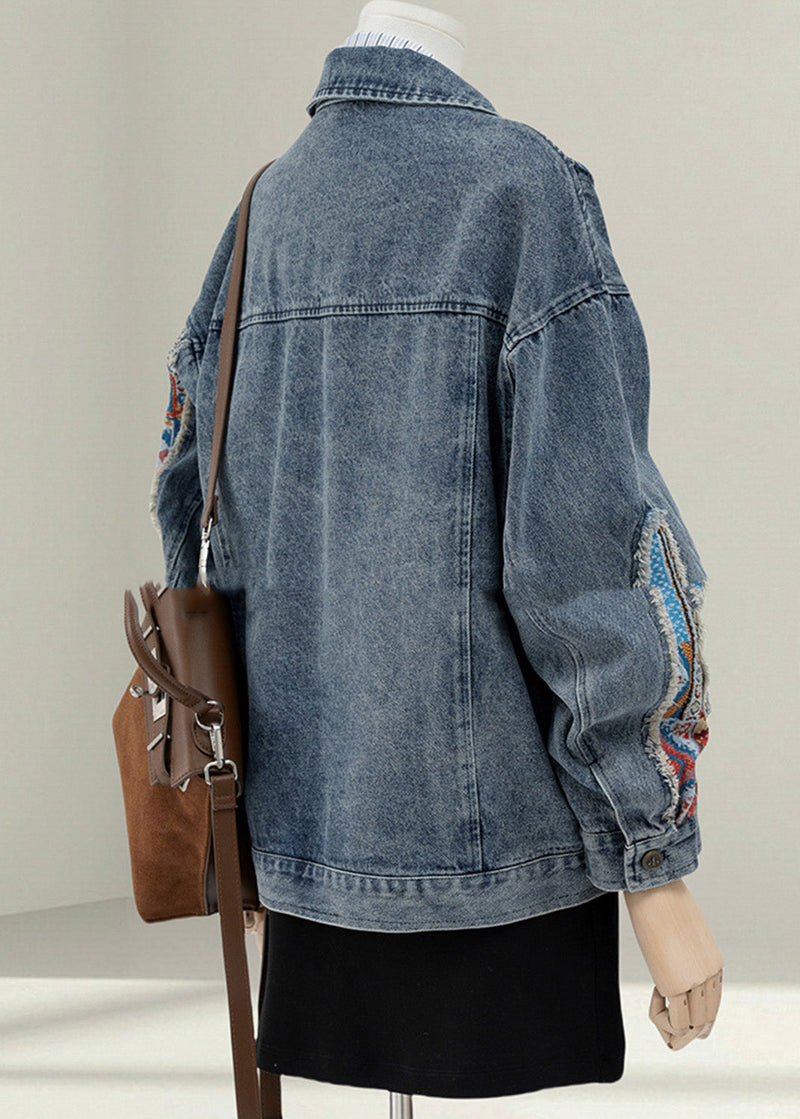 Beautifully Finished Coat in a Timeless Design