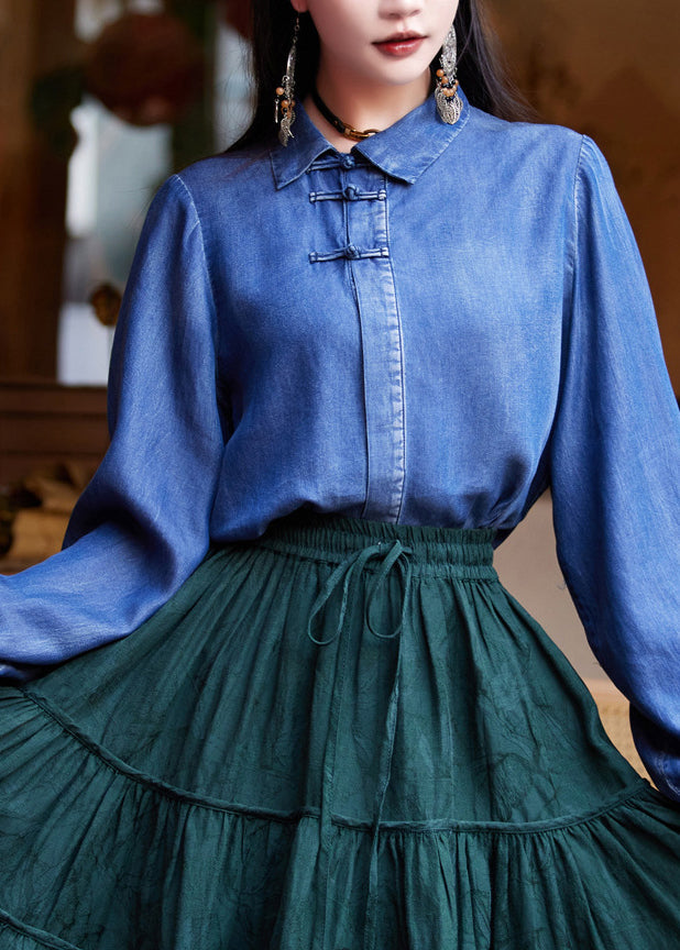 Classic Vintage Shirt with a Flattering Fit