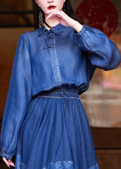 Classic Vintage Shirt with a Flattering Fit