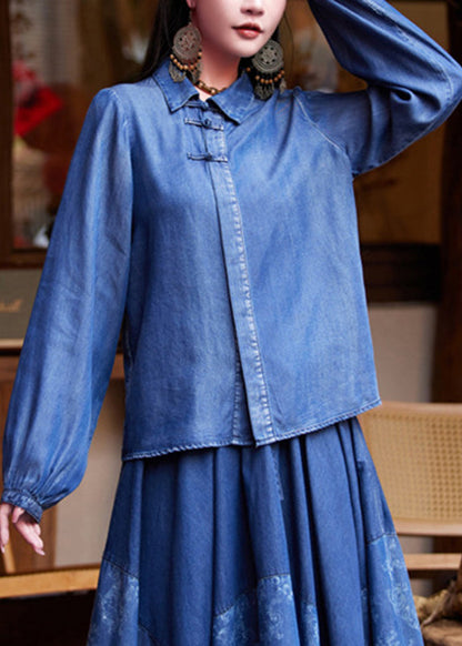 Classic Vintage Shirt with a Flattering Fit