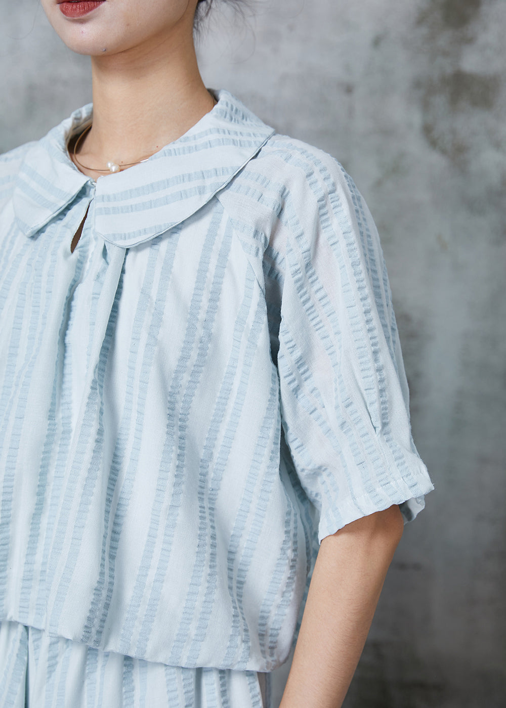Gracefully Styled Garment for Any Occasion