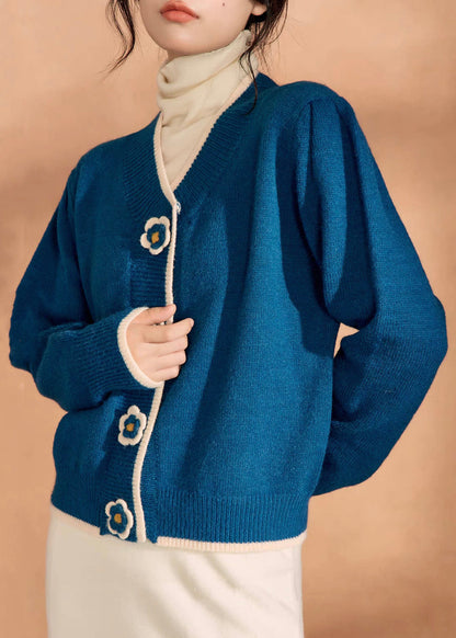 Gracefully Styled Sweater for Any Occasion