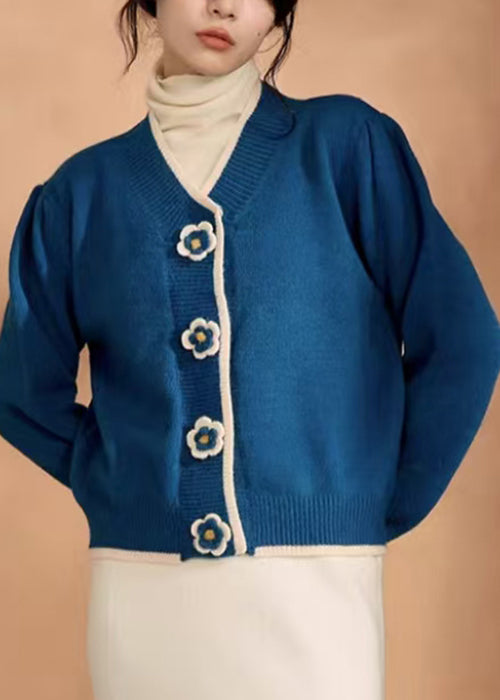 Gracefully Styled Sweater for Any Occasion