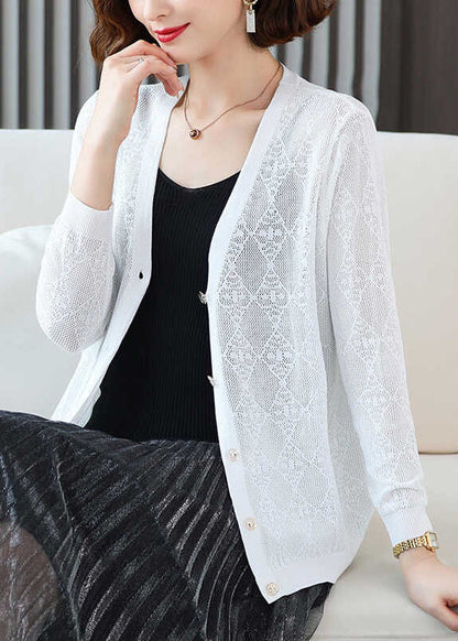 Well Tailored Coat with a Graceful Silhouette