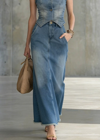 Effortlessly Elegant Garment with a Timeless Design