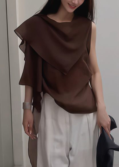 Well Tailored Top with a Graceful Silhouette
