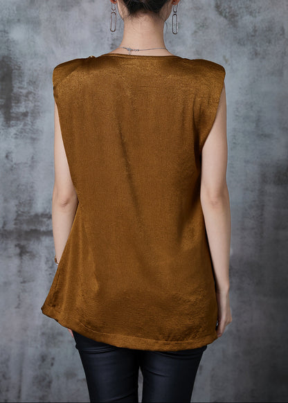 Beautifully Finished Garment in a Timeless Design