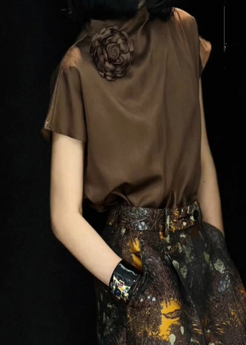 Well Tailored Shirt with a Graceful Silhouette