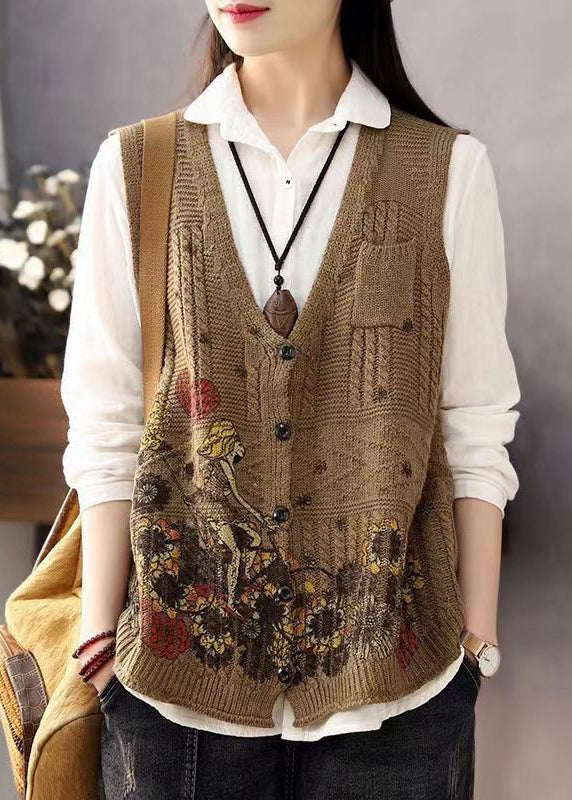 Beautifully Finished Coat in a Timeless Design
