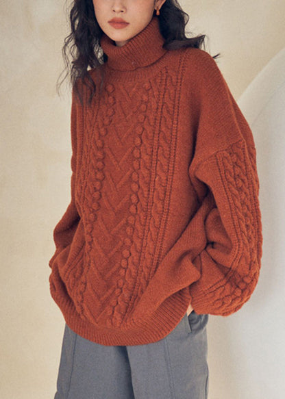 Well Tailored Sweater with a Graceful Silhouette