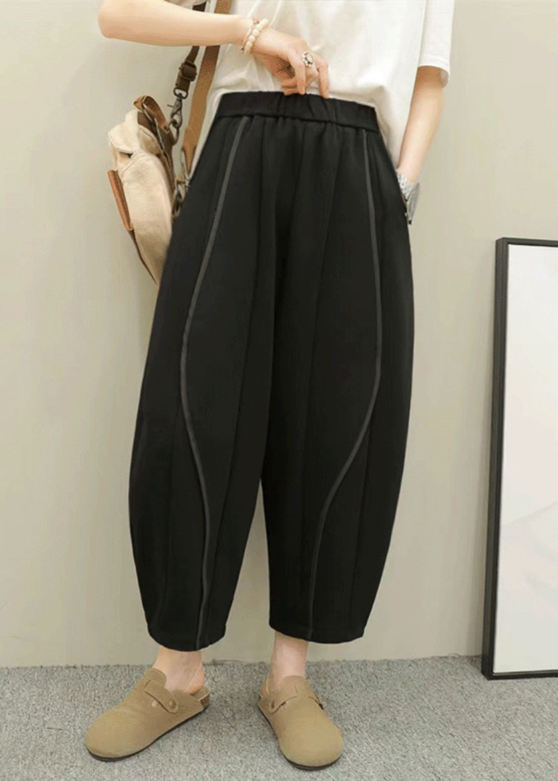 Elegantly Styled Pants for Everyday Wear