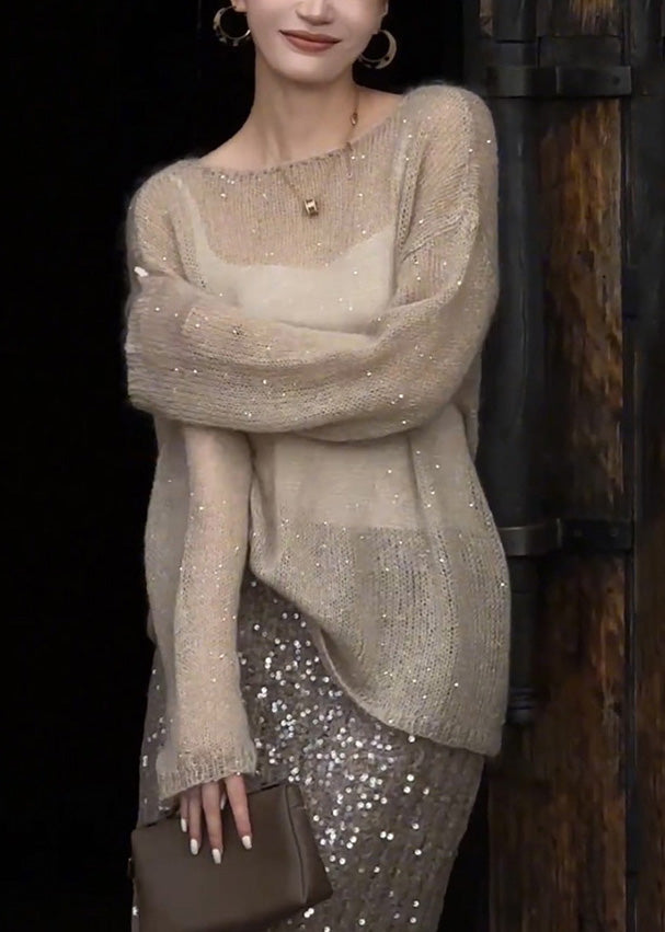 Classic Vintage Top with a Flattering Fit