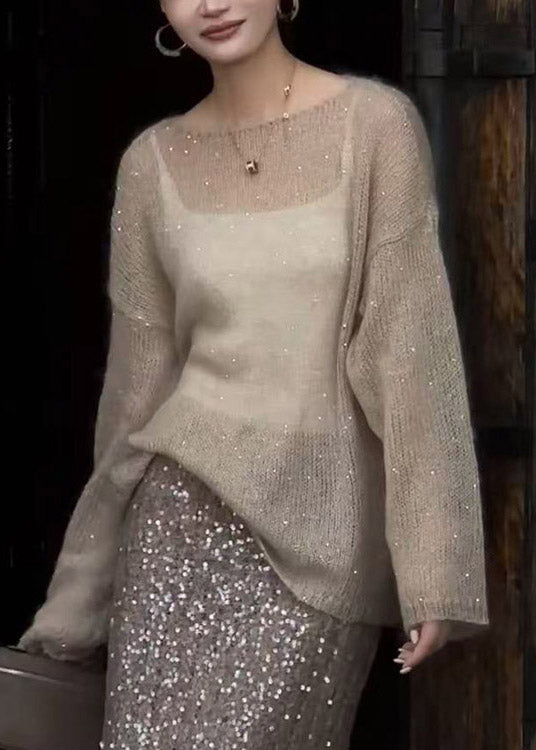 Classic Vintage Top with a Flattering Fit