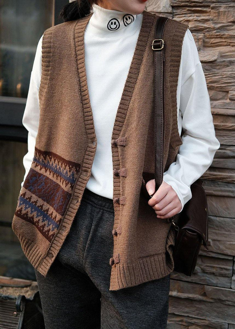 Well Tailored Coat with a Graceful Silhouette
