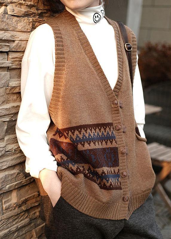 Beautifully Finished Coat in a Timeless Design