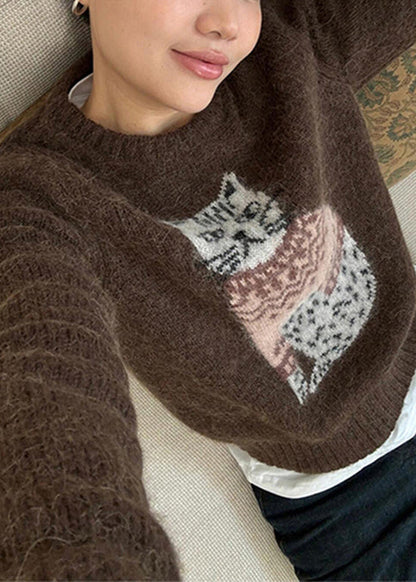 Well Tailored Sweater with a Graceful Silhouette
