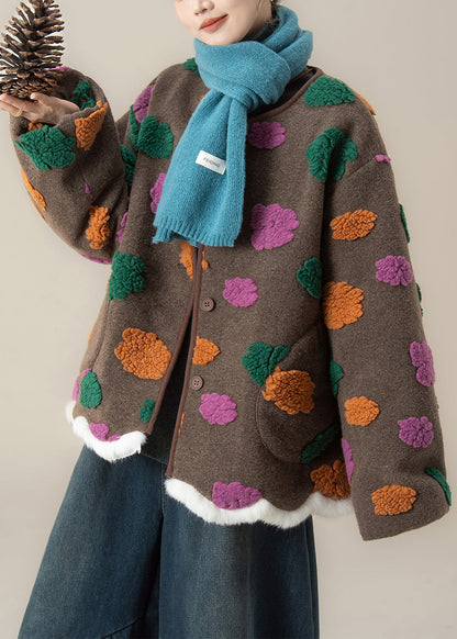Beautifully Finished Coat in a Timeless Design