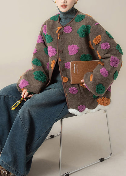Beautifully Finished Coat in a Timeless Design