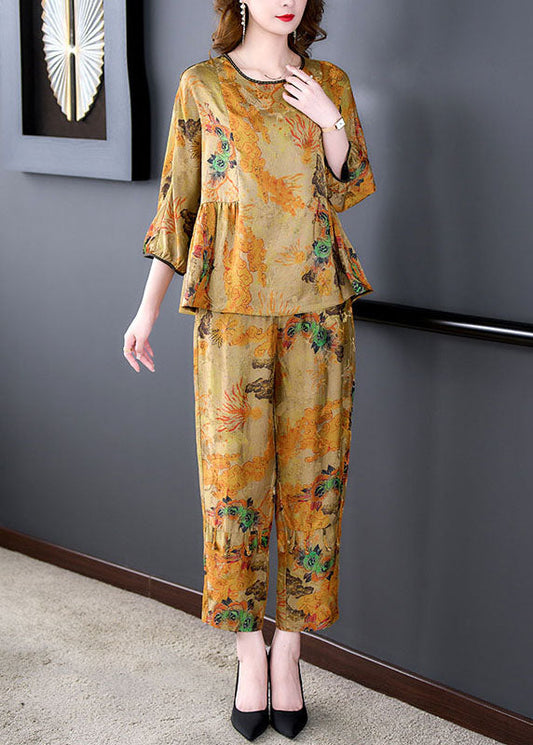 Classic Vintage Pants with a Flattering Fit