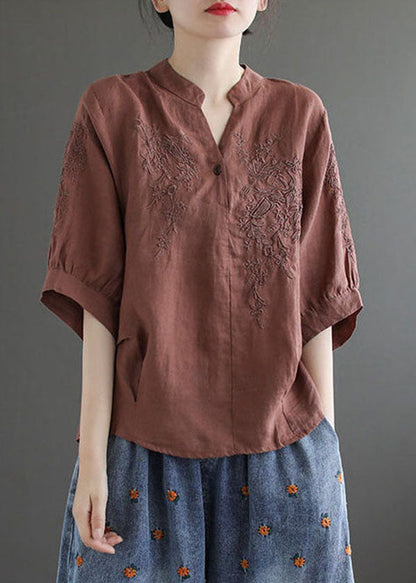 Sophisticated Blouse with a Clean Classic Look
