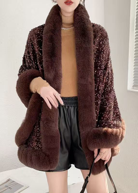 Effortlessly Elegant Coat with a Timeless Design