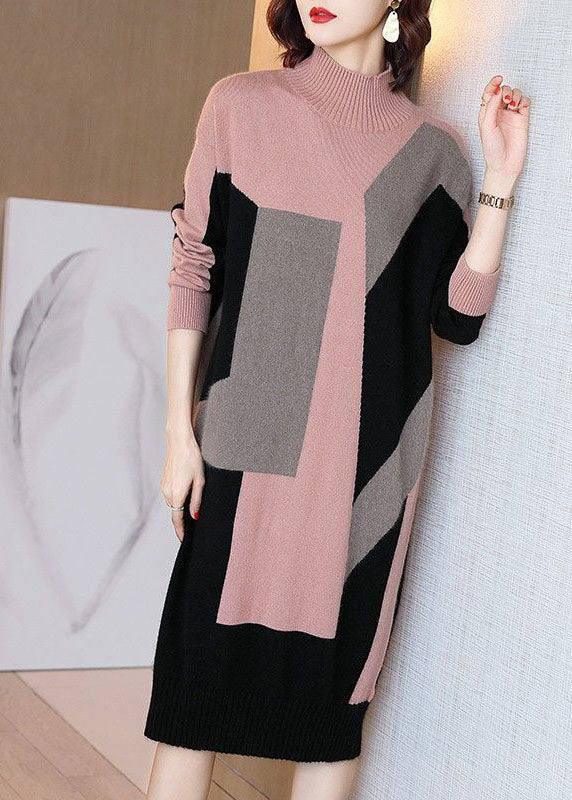 Classic Vintage Sweater with a Flattering Fit