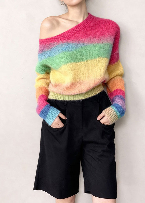 Well Tailored Pullover with a Graceful Silhouette
