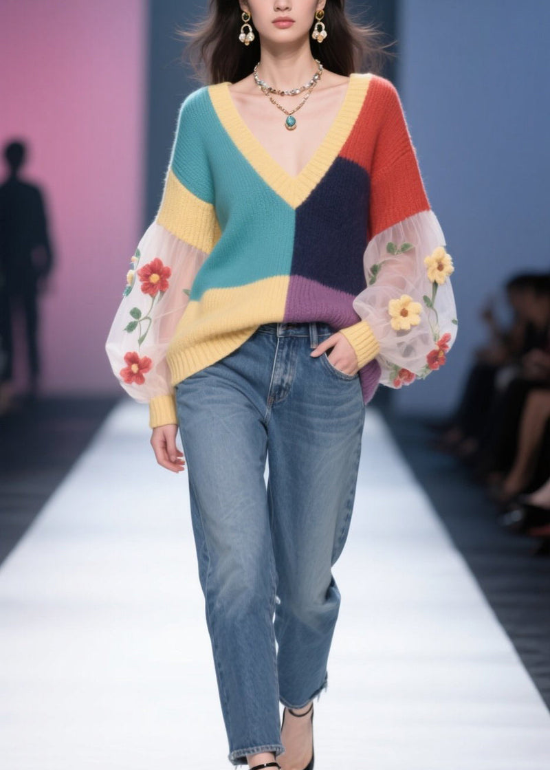 Elegantly Styled Pullover for Everyday Wear